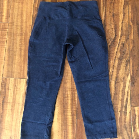 Patagonia Navy Blue Cropped Leggings - Picture 2 of 9